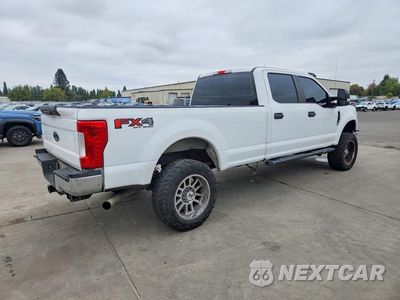 Trzecie zdjęcie samochodu z tyłu: 2017 FORD F250 SUPER DUTY VIN:1FT7W2B66HEC98496 - miniatura