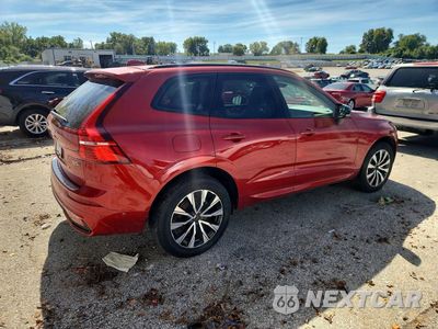 Trzecie zdjęcie samochodu z tyłu: 2024 VOLVO XC60 PLUS VIN:YV4L12RL0R1819050 - miniatura