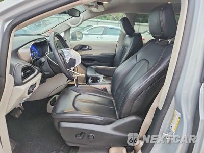 Zdjęcie 7 z 13 samochodu: 2023 CHRYSLER PACIFICA TOURING L VIN:2C4RC1BG5PR517101 - miniatura