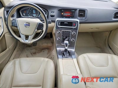 Zdjęcie 8 z 12 samochodu: 2015 VOLVO S60 PREMIER VIN:YV1612TK1F1353571 - miniatura