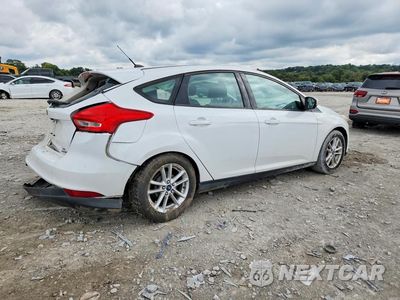 Piąte zdjęcie samochodu w środku: 2016 FORD FOCUS SE VIN:1FADP3K2XGL231001 - miniatura