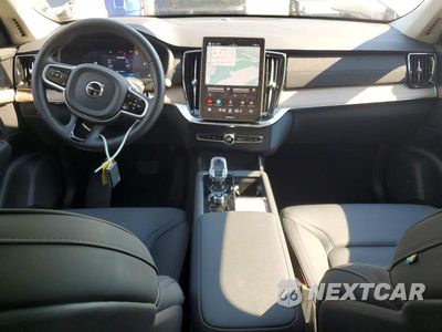 Zdjęcie 8 z 13 samochodu: 2025 VOLVO XC90 PLUS VIN:YV4062PB9S1368429 - miniatura