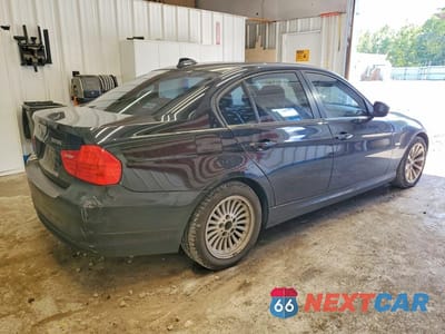 Trzecie zdjęcie samochodu z tyłu: 2011 BMW 328 XI SULEV VIN:WBAPK5C5XBA656438 - miniatura