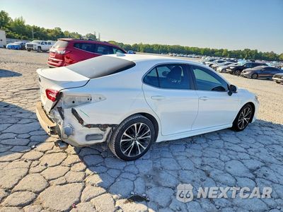Trzecie zdjęcie samochodu z tyłu: 2018 TOYOTA CAMRY SE VIN:4T1B11HK9JU538591 - miniatura