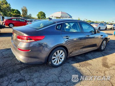 Trzecie zdjęcie samochodu z tyłu: 2019 KIA OPTIMA LX VIN:5XXGT4L31KG288180 - miniatura