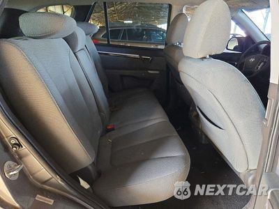 Zdjęcie 11 z 13 samochodu: 2010 HYUNDAI SANTA FE GLS VIN:5NMSG3AB5AH394585 - miniatura
