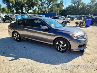 Czwarte zdjęcie samochodu z boku: 2017 HONDA ACCORD LX VIN:1HGCR2F37HA219819 - miniatura