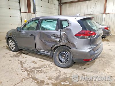 Drugie zdjęcie samochodu z przodu: 2018 NISSAN ROGUE S VIN:5N1AT2MT6JC781677 - miniatura