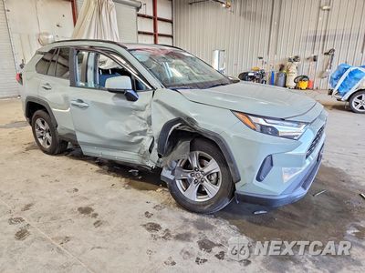 Czwarte zdjęcie samochodu z boku: 2022 TOYOTA RAV4 XLE VIN:4T3RWRFVXNU062652 - miniatura