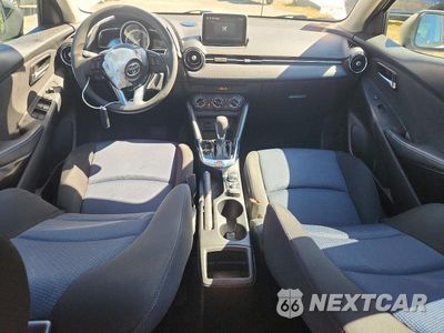 Zdjęcie 8 z 12 samochodu: 2017 TOYOTA YARIS IA BASE VIN:3MYDLBYV7HY165227 - miniatura