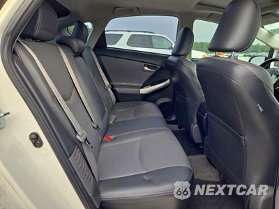 Zdjęcie 10 z 12 samochodu: 2014 TOYOTA PRIUS FOUR VIN:JTDKN3DUXE1738799 - miniatura