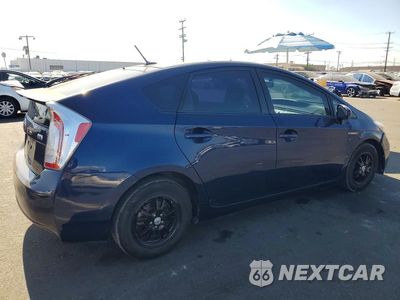 Trzecie zdjęcie samochodu z tyłu: 2012 TOYOTA PRIUS THREE VIN:JTDKN3DU5C1580840 - miniatura