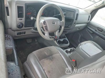 Zdjęcie 8 z 14 samochodu: 2019 NISSAN NV 2500 HD SV VIN:1N6AF0LY0KN800496 - miniatura