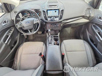 Zdjęcie 8 z 13 samochodu: 2017 FORD ESCAPE TITANIUM VIN:1FMCU9J92HUC67126 - miniatura