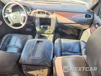 Zdjęcie 8 z 13 samochodu: 2007 GMC YUKON VIN:1GKFC13J57R137294 - miniatura