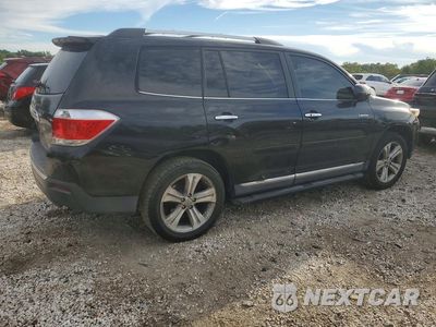 Trzecie zdjęcie samochodu z tyłu: 2013 TOYOTA HIGHLANDER LIMITED VIN:5TDDK3EH4DS228601 - miniatura