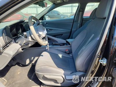 Zdjęcie 7 z 13 samochodu: 2021 HYUNDAI ELANTRA SEL VIN:5NPLM4AG8MH033227 - miniatura