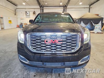 Piąte zdjęcie samochodu w środku: 2018 GMC YUKON XL DENALI VIN:1GKS1HKJ2JR355974 - miniatura