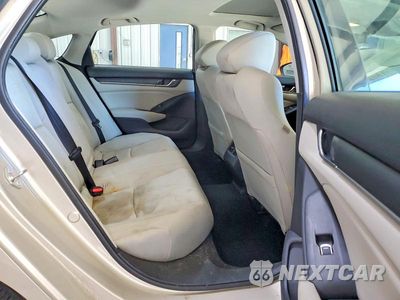 Zdjęcie 10 z 13 samochodu: 2018 HONDA ACCORD EX VIN:1HGCV1F47JA245695 - miniatura