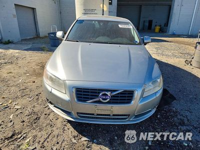 Piąte zdjęcie samochodu w środku: 2013 VOLVO S80 3.2 VIN:YV1952AS0D1167537 - miniatura