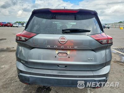 Zdjęcie 6 z 14 samochodu: 2024 NISSAN ROGUE SV VIN:5N1BT3BA7RC675214 - miniatura