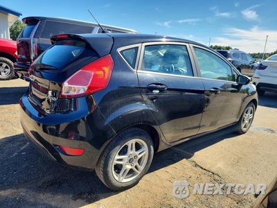 Trzecie zdjęcie samochodu z tyłu: 2019 FORD FIESTA SE VIN:3FADP4EJXKM157157 - miniatura