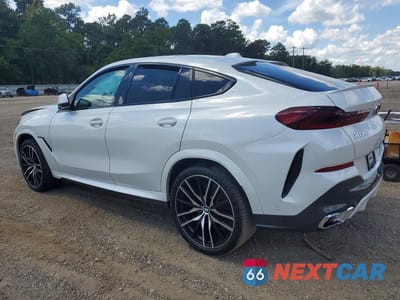 Drugie zdjęcie samochodu z przodu: 2026 BMW X6 XDRIVE40I VIN:5UX33EX0XT9222664 - miniatura