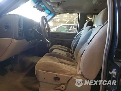 Zdjęcie 7 z 13 samochodu: 2005 CHEVROLET TAHOE K1500 VIN:1GNEK13T45J103734 - miniatura