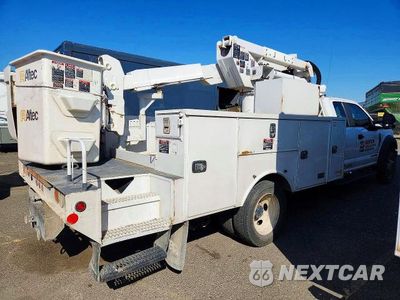 Trzecie zdjęcie samochodu z tyłu: 2019 FORD F550 SUPER DUTY BUCKET TRUCK VIN:1FD0X5HT3KEE57118 - miniatura