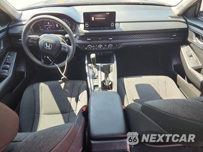Zdjęcie 8 z 12 samochodu: 2025 HONDA ACCORD SE VIN:1HGCY1F47SA052682 - miniatura