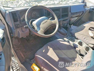 Zdjęcie 8 z 13 samochodu: 2019 ISUZU NPR HD CHIPPER TRUCK VIN:54DC4J1B4KS809415 - miniatura