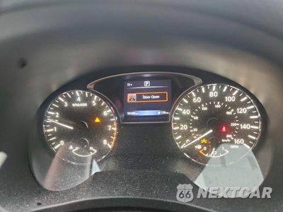 Zdjęcie 9 z 12 samochodu: 2018 NISSAN ALTIMA 2.5 SR VIN:1N4AL3APXJC171059 - miniatura