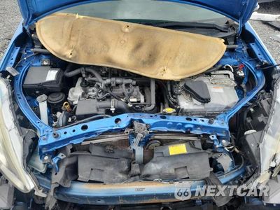 Zdjęcie 11 z 12 samochodu: 2015 TOYOTA PRIUS C TWO VIN:JTDKDTB3XF1576333 - miniatura
