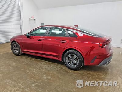 Drugie zdjęcie samochodu z przodu: 2021 KIA K5 LX VIN:5XXG24J27MG041469 - miniatura