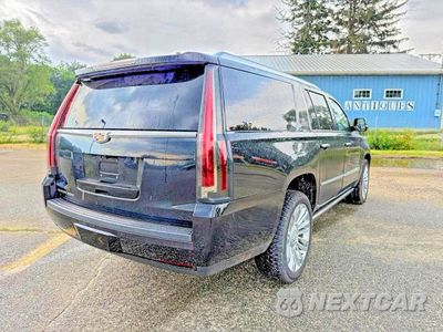 Czwarte zdjęcie samochodu z boku: 2020 CADILLAC ESCALADE ESV PLATINUM VIN:1GYS4KKJ2LR110640 - miniatura