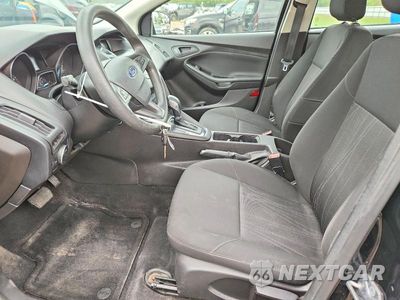 Zdjęcie 7 z 13 samochodu: 2018 FORD FOCUS S VIN:1FADP3E27JL243688 - miniatura