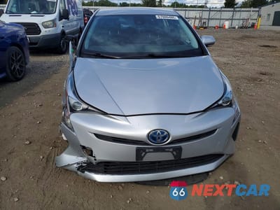 Piąte zdjęcie samochodu w środku: 2017 TOYOTA PRIUS ONE VIN:JTDKBRFU1H3558743 - miniatura