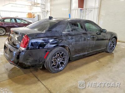 Trzecie zdjęcie samochodu z tyłu: 2020 CHRYSLER 300 S VIN:2C3CCAGG3LH164487 - miniatura