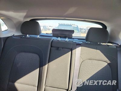 Zdjęcie 8 z 13 samochodu: 2022 HYUNDAI KONA SEL VIN:KM8K3CAB4NU900459 - miniatura