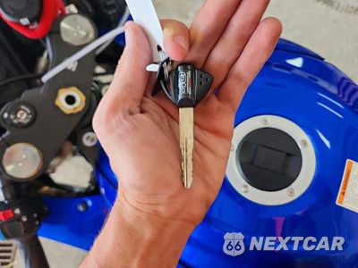 Zdjęcie 8 z 9 samochodu: 2026 SUZUKI GSX-R750 VIN:JS1GR7MA2T7101742 - miniatura