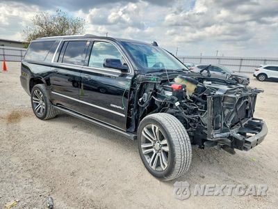 Czwarte zdjęcie samochodu z boku: 2017 GMC YUKON XL DENALI VIN:1GKS2HKJ6HR204515 - miniatura