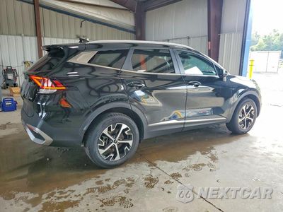 Trzecie zdjęcie samochodu z tyłu: 2023 KIA SPORTAGE EX VIN:KNDPVCAG8P7118070 - miniatura