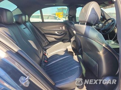 Zdjęcie 10 z 13 samochodu: 2017 MERCEDES-BENZ E 300 VIN:WDDZF4JB0HA030544 - miniatura