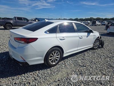 Trzecie zdjęcie samochodu z tyłu: 2019 HYUNDAI SONATA SE VIN:5NPE24AF7KH819474 - miniatura