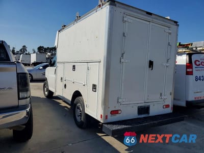 Drugie zdjęcie samochodu z przodu: 2016 CHEVROLET EXPRESS G3500 VIN:1GB0GRFF8G1149129 - miniatura