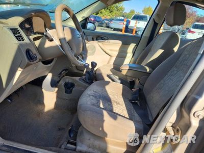 Zdjęcie 7 z 12 samochodu: 2005 FORD FOCUS ZX4 VIN:1FAFP34N05W258218 - miniatura
