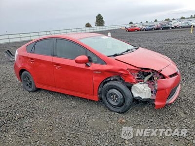 Czwarte zdjęcie samochodu z boku: 2013 TOYOTA PRIUS THREE VIN:JTDKN3DU9D0345364 - miniatura