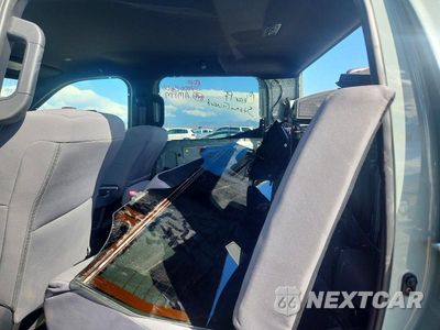 Zdjęcie 10 z 12 samochodu: 2025 TOYOTA TUNDRA SR5 VIN:5TFLA5DB8SX275709 - miniatura