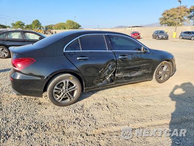 Trzecie zdjęcie samochodu z tyłu: 2020 MERCEDES-BENZ A 220 VIN:W1K3G4EB1LJ235313 - miniatura