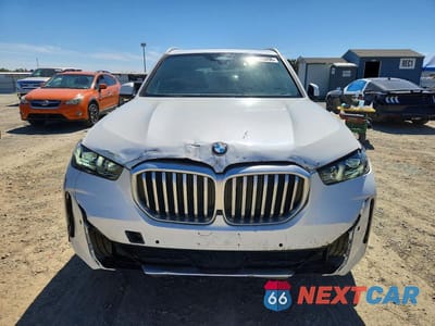 Piąte zdjęcie samochodu w środku: 2025 BMW X5 XDRIVE40I VIN:5UX23EU00S9Z14690 - miniatura
